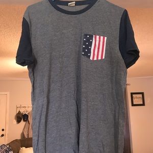 Men’s Hollister shirt